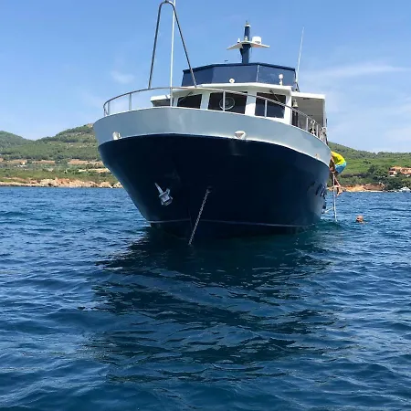 Boat & Breakfast Alicudi * Alghero
