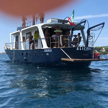 Boat & Breakfast Alicudi Bed & Breakfast *