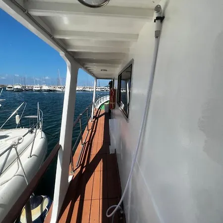 Boat & Breakfast Alicudi Bed & Breakfast *